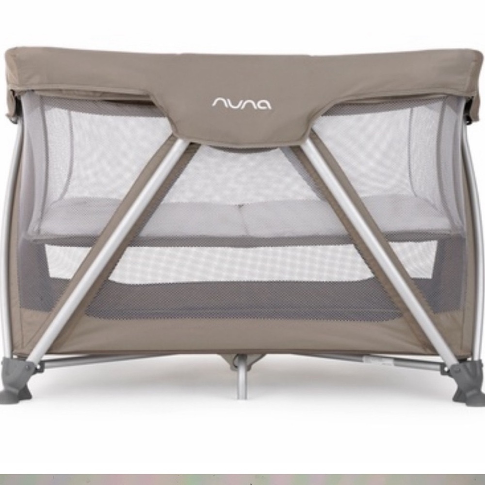 Nuna SENA Aire Mini Travel Crib Pack and Play - Safari